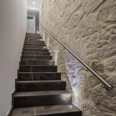 לינה וארוחת בוקר Il Vespro קומיסו